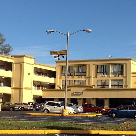 ריצ'מונד Diamond Inn & Suites מראה חיצוני תמונה