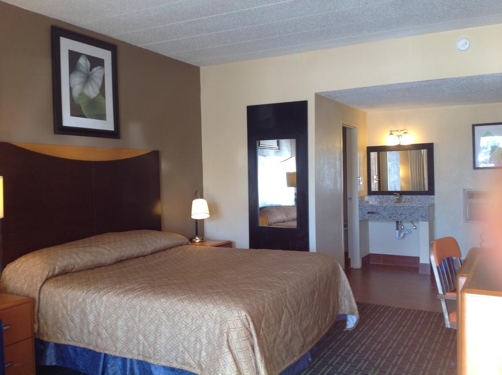 ריצ'מונד Diamond Inn & Suites מראה חיצוני תמונה