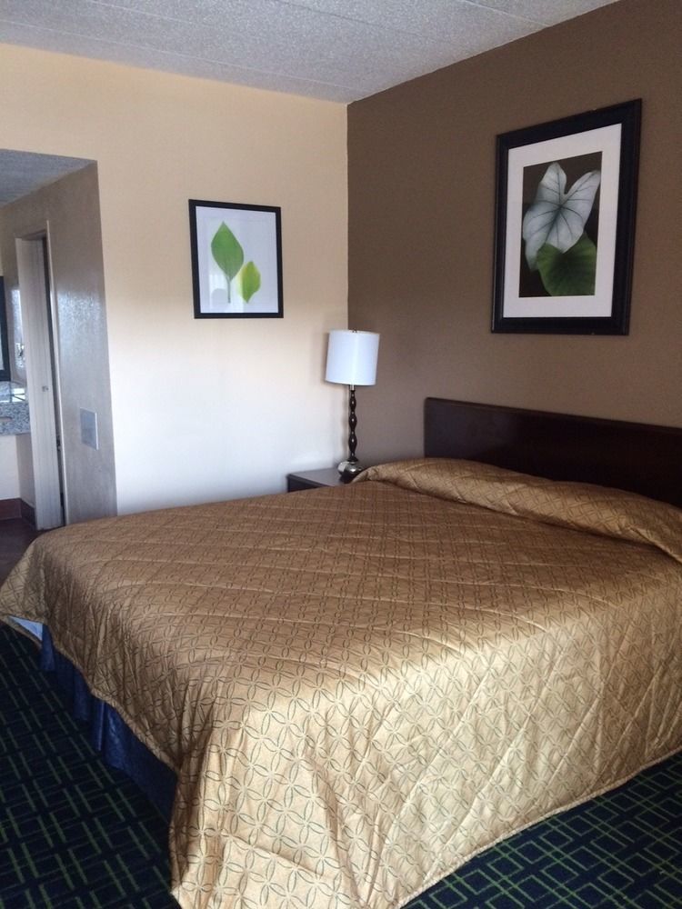 ריצ'מונד Diamond Inn & Suites מראה חיצוני תמונה