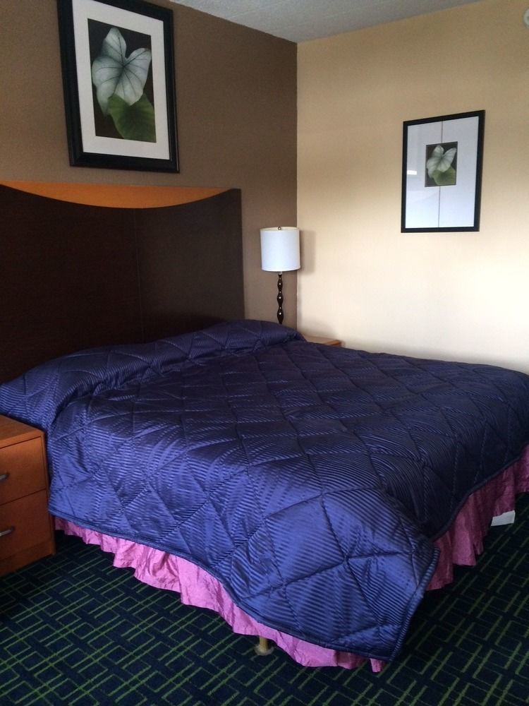 ריצ'מונד Diamond Inn & Suites מראה חיצוני תמונה