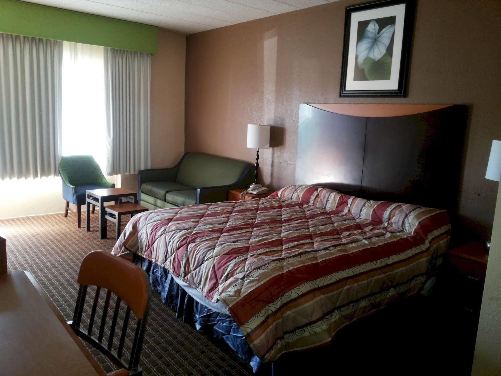 ריצ'מונד Diamond Inn & Suites מראה חיצוני תמונה